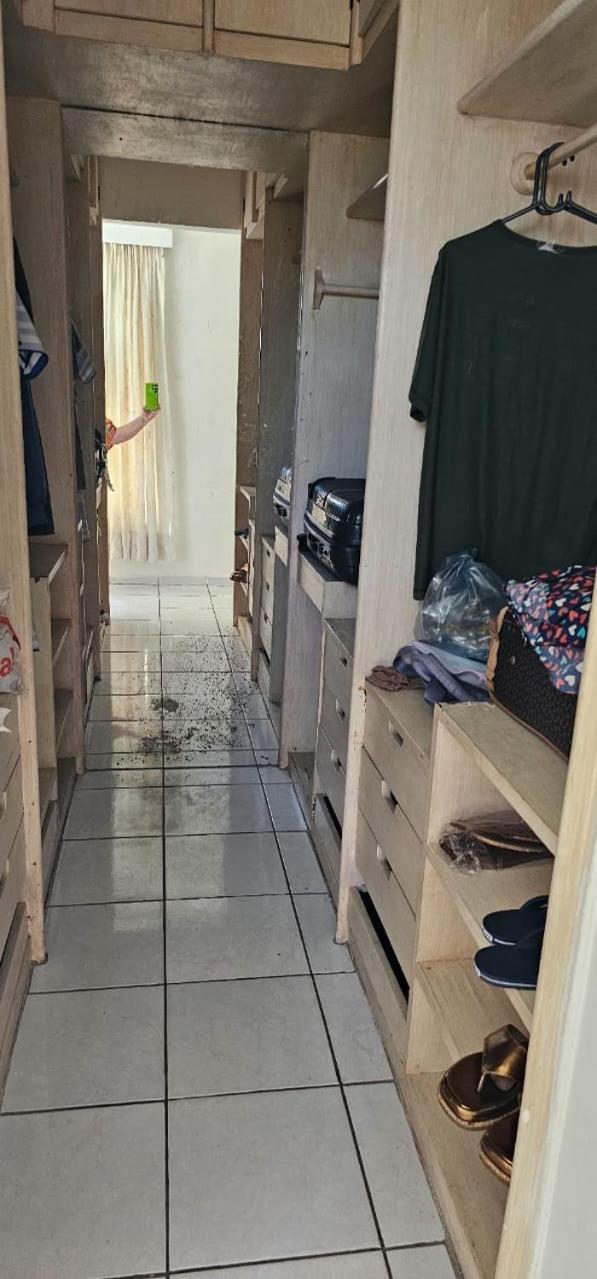 Apartamento Apto Espaçoso, Portaria Com Segurança 24 Horas, 2 Vagas De Estacionamento Coberto, Piscina Adulto E Infantil, 2 Quadras Da Praia, Próximo Ao Crocobeach E Chico Do Caranguejo, Upa, Supermercado E Shopping Rio Mar *