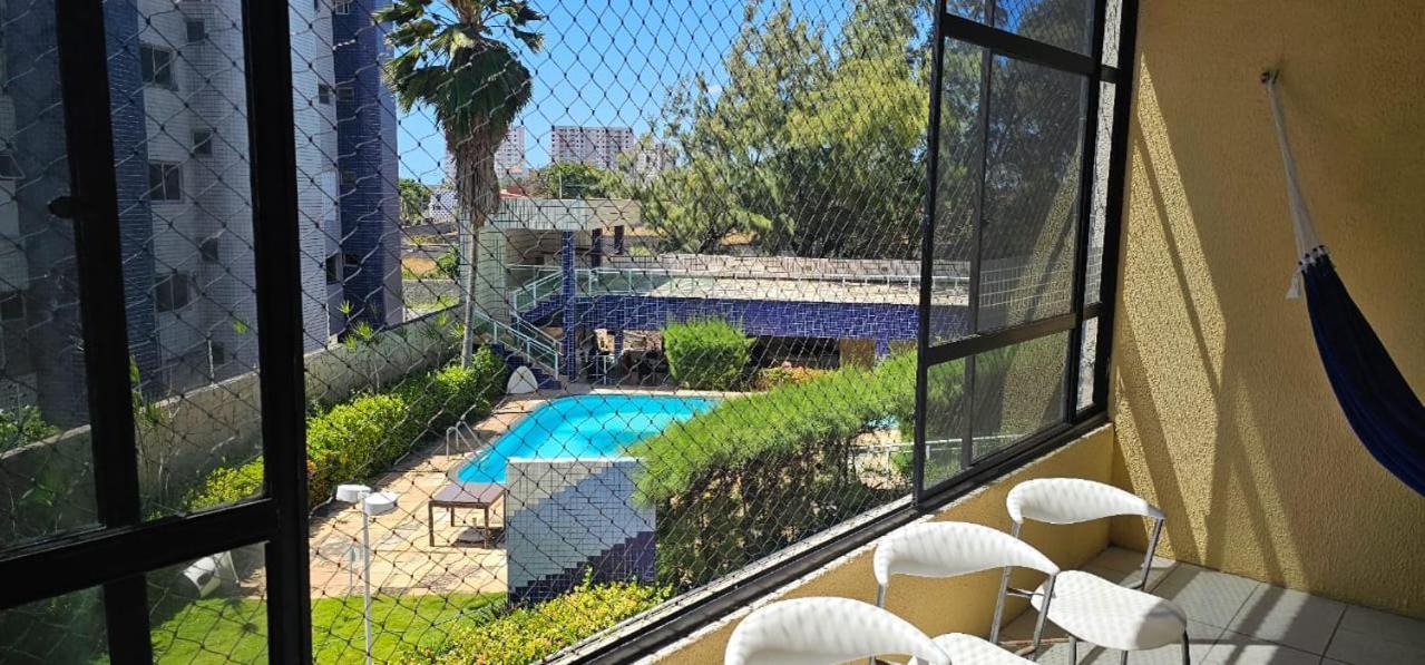 Apto Espaçoso, Portaria Com Segurança 24 Horas, 2 Vagas De Estacionamento Coberto, Piscina Adulto E Infantil, 2 Quadras Da Praia, Próximo Ao Crocobeach E Chico Do Caranguejo, Upa, Supermercado E Shopping Rio Mar *