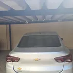 Apto espaçoso, portaria com segurança 24 horas, 2 vagas de estacionamento coberto, piscina adulto e infantil, 2 quadras da praia, próximo ao Crocobeach e Chico do Caranguejo, UPA, supermercado e shopping Rio Mar